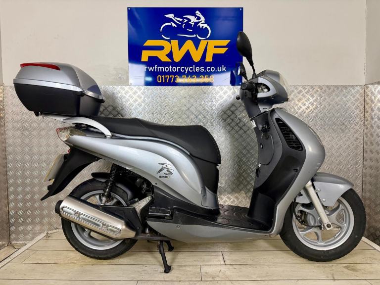 HONDA PES 125 A, PS 125, PCX 125, 2011, 61 REG, ONLY 5,199 MILES, VGC, FULL MOT