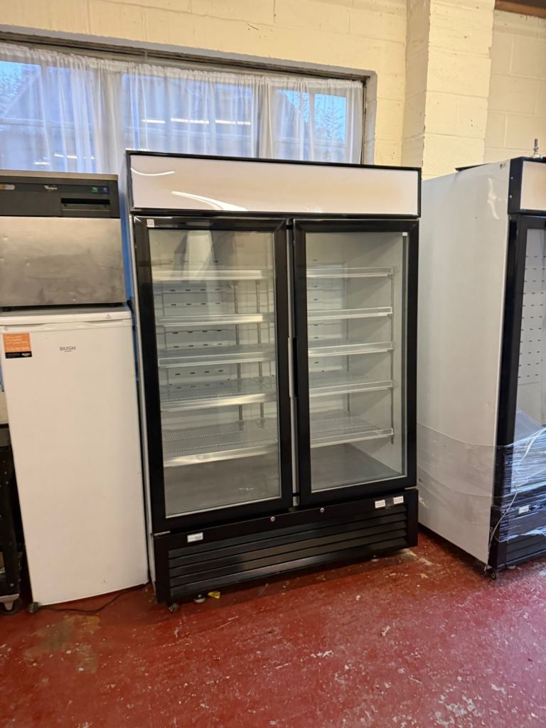 Commercial upright display freezer cafe shop supermarket takeaway 