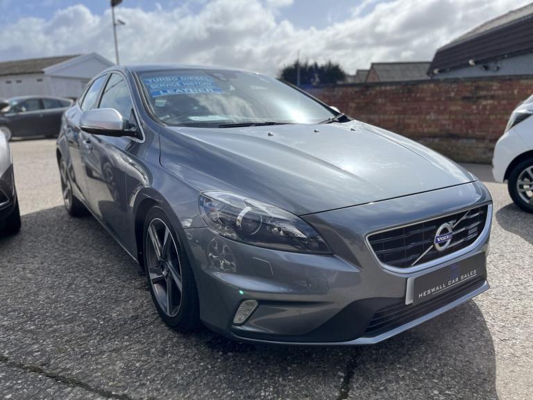 VOLVO V40 1.6 R-Design Lux D2 (115hp) 2014