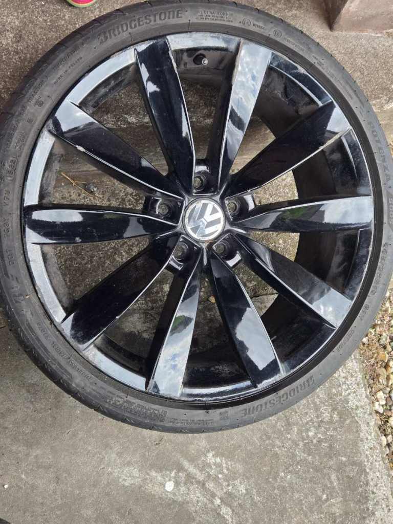 Volkswagen alloys