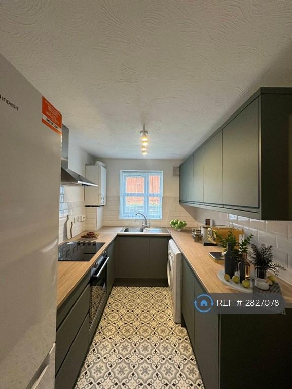 1 bedroom flat in Forsythia Close, Birmingham, B31 (1 bed) (#2827078)