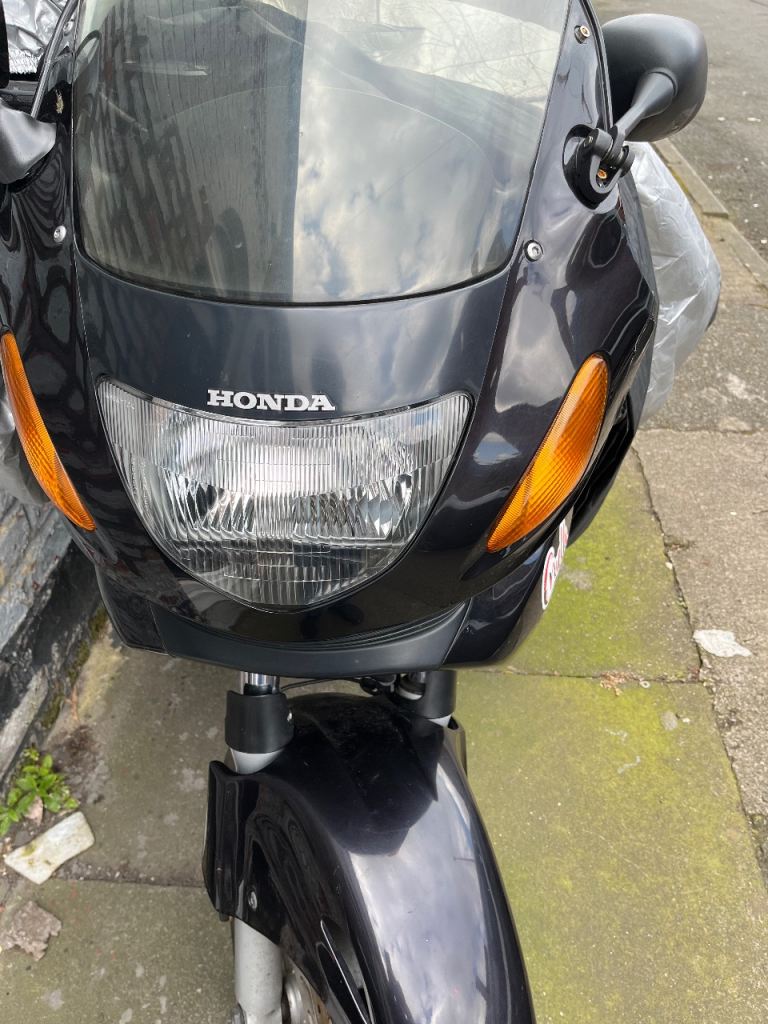 Honda deauville 650
