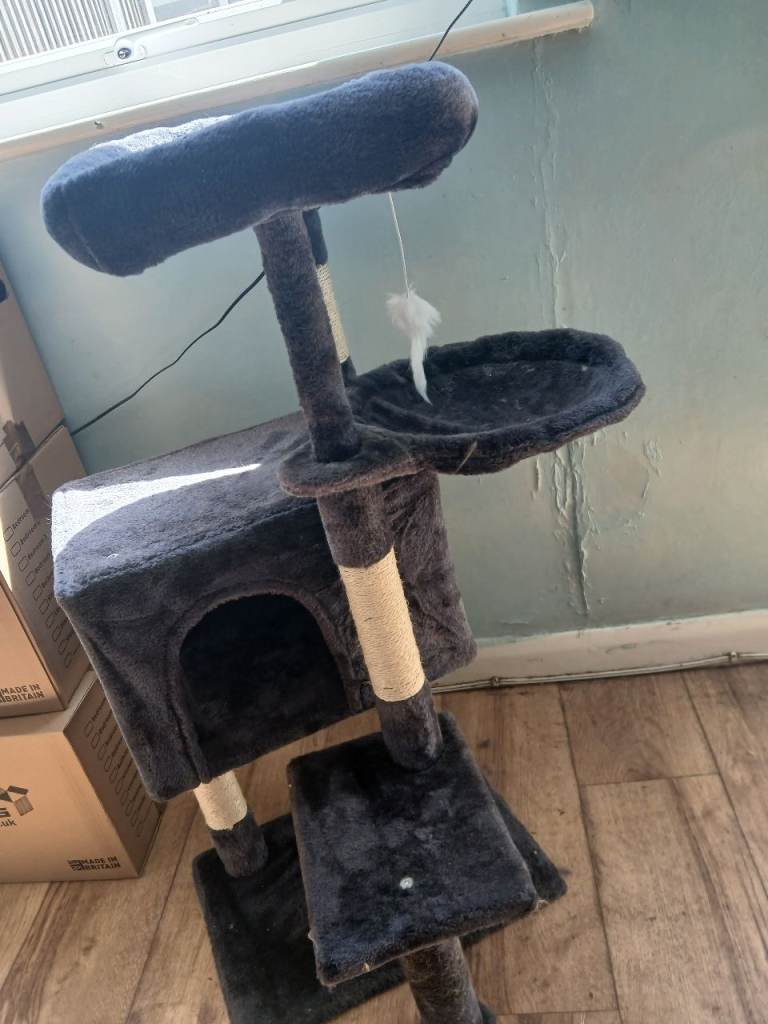 Cat tree 