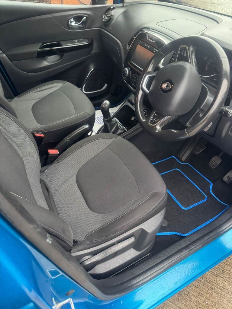 Renault, CAPTUR, Hatchback, 2016, Manual, 898 (cc), 5 doors