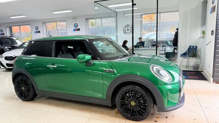 2021 MINI Electric Hatch Cooper SE 32.6kWh Level 2 Auto 3dr Hatchback ELECTRIC Automatic