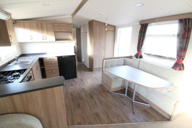 Static Caravan Mobile Home Swift Loire 35x12ft 2 Beds SC9135