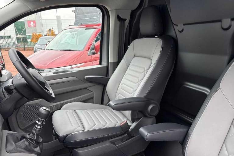 2025 Volkswagen Transporter 2.0 TDI 110 Commerce Pro Van-2 Seats Van DIESEL Manual