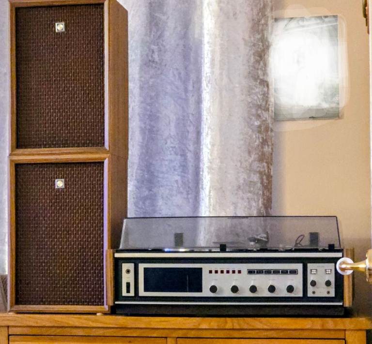 Sanyo stereo music centre G2611KL