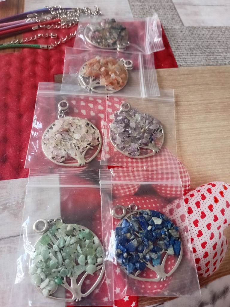 Gift,Brand New Large Jewellery and craft making Bundle