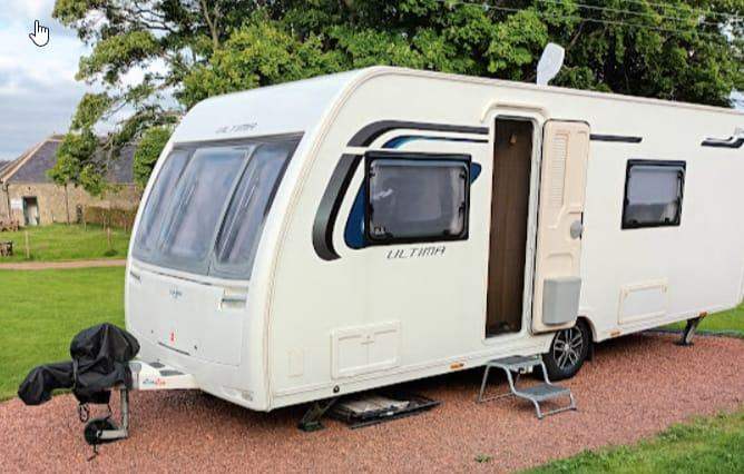 Lunar Ultima 554 4 berth