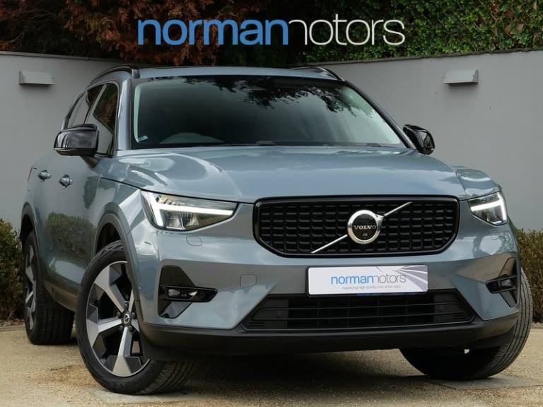 2023 Volvo XC40 2.0 B4 MHEV Ultimate SUV 5dr Petrol Hybrid DCT Auto Euro 6 (s/s) (197 ps) SUV HYB...
