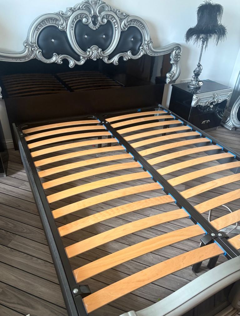 Italian shabby chic bedroom set great condition 