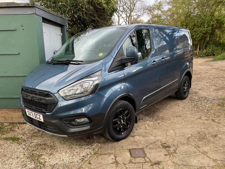 Ford Transit Custom Trail Blue Van for Sale  