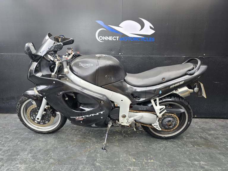 TRIUMPH SPRINT ST 955 PROJECT BIKE 