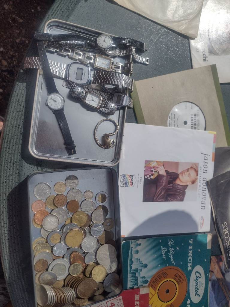 Vinyl 7 inch records and coins from around world pre decimal 