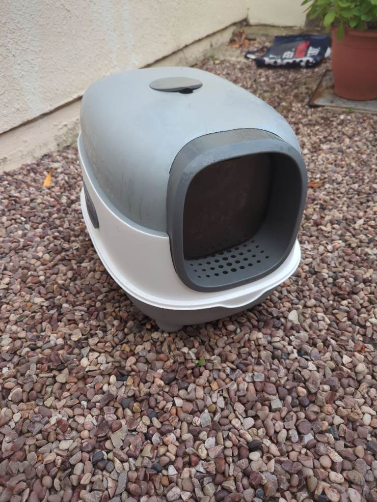 Free litter tray 