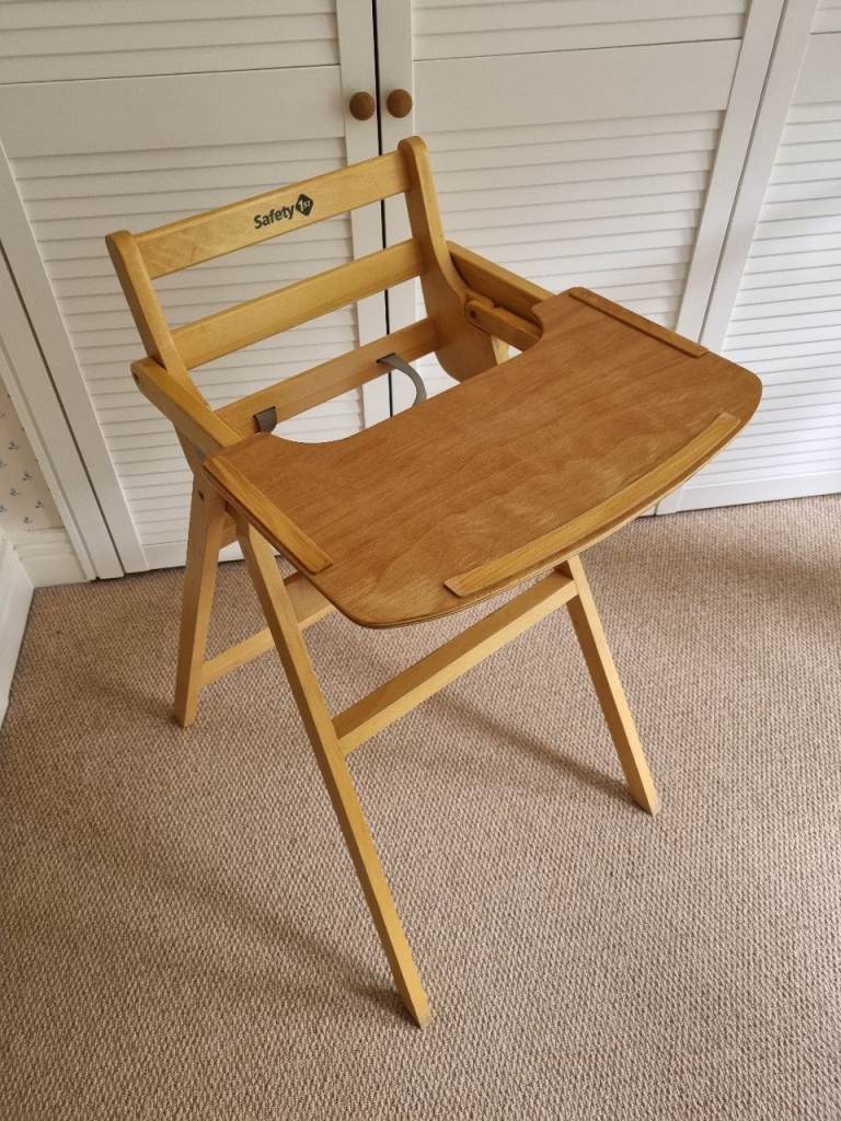 Safety 1st Wooden Folding High Chair