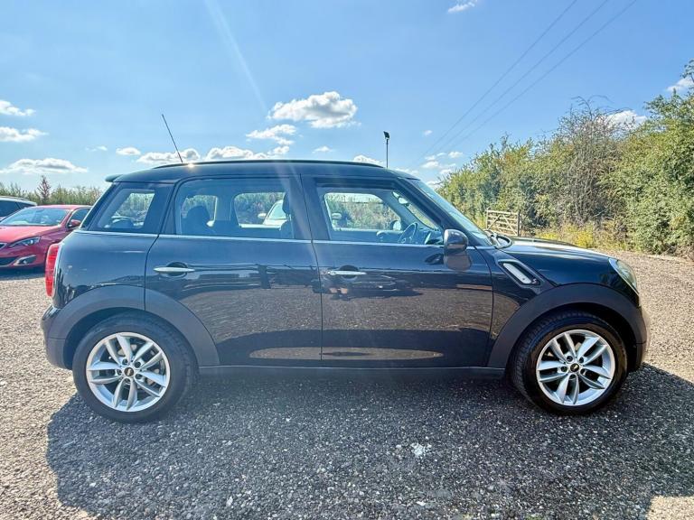 2013 MINI Countryman 2.0 Cooper SD Euro 5 (s/s) 5dr HATCHBACK Diesel Manual