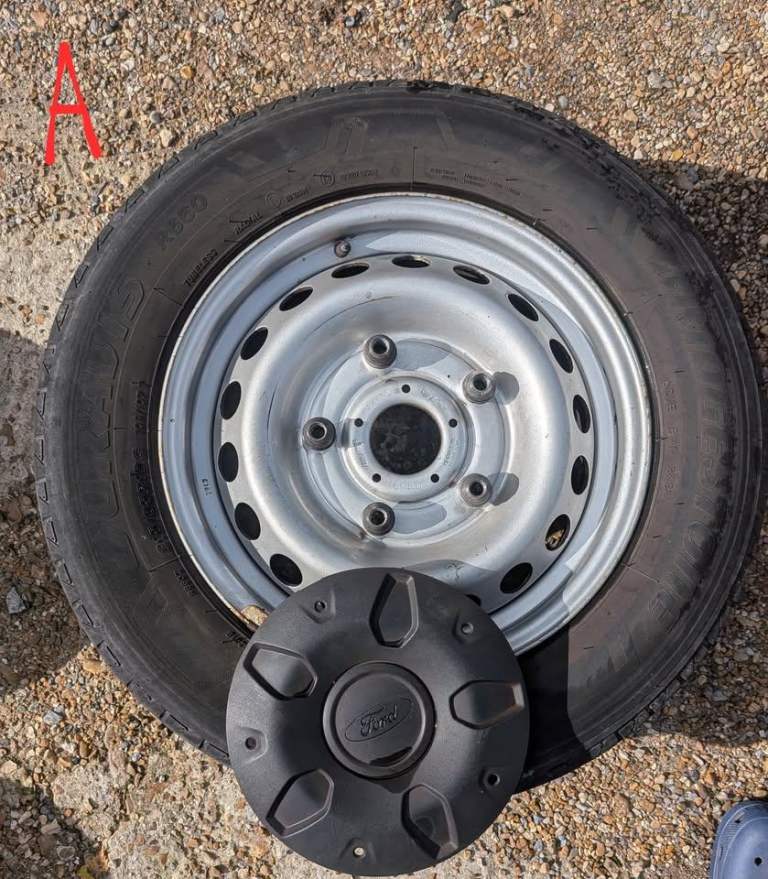 4x Genuine Ford Transit Custom 16" Steel Wheels, Trims & Wheel Nuts (2021)