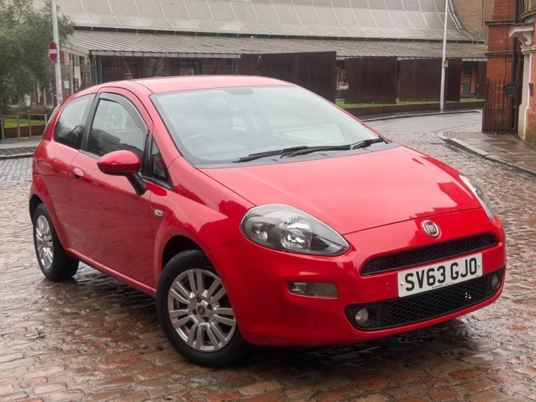 2013 Fiat Punto 1.2 Easy 3dr HATCHBACK Petrol Manual