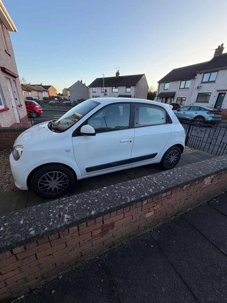 Renault, TWINGO, Hatchback, 2015, Manual, 999 (cc), 5 doors