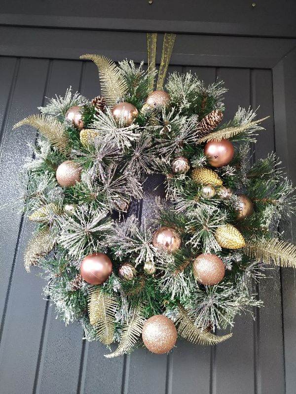Christmas wreath - brand new condition £10