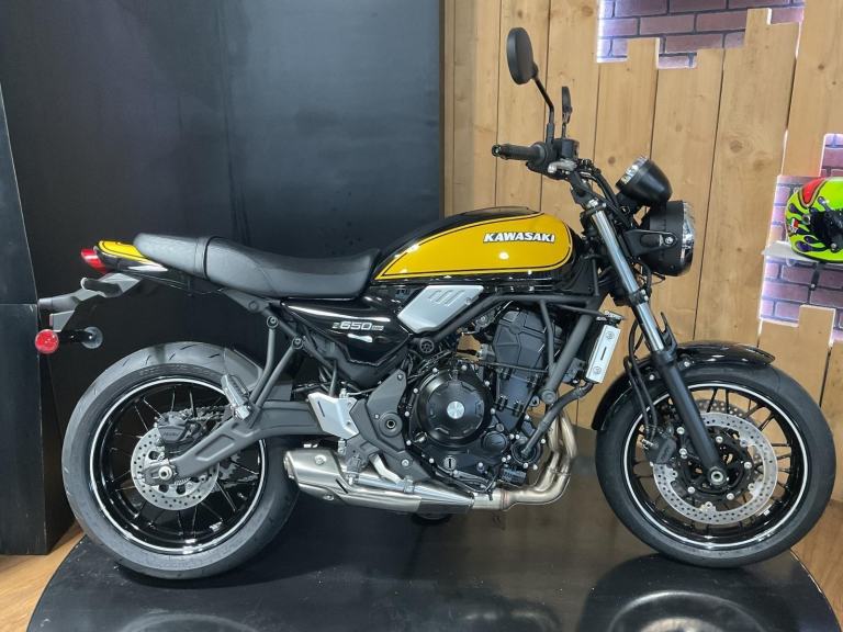 Kawasaki Z650 RS 2025 Brand New! FREE UK DELIVERY! ZERO % FINANCE!