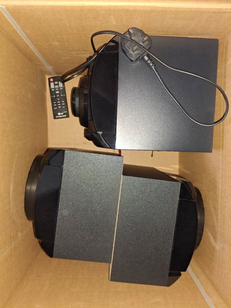 LG cm4360 speakers barely used