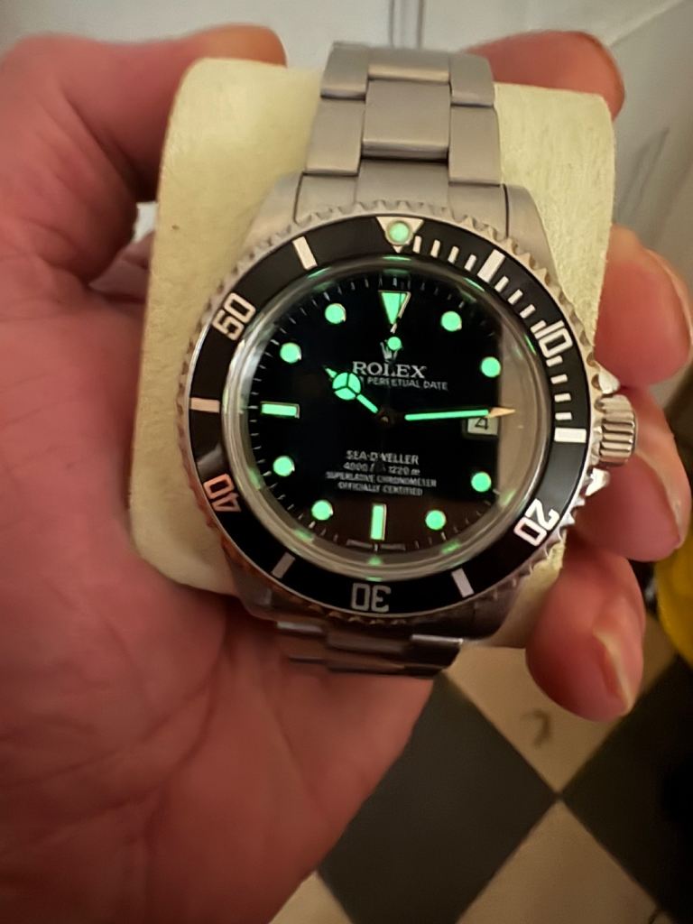 ROLEX Sea Dweller 16600 Year 2005