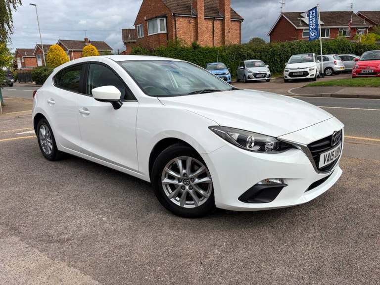 2015 Mazda Mazda3 2.0 SE 5dr HATCHBACK PETROL Manual