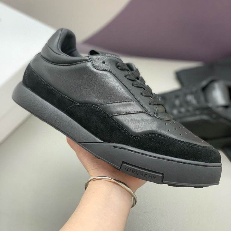 Givenchy mens sneaker trainer shoes