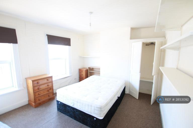 1 bedroom in Blenheim Road, Reading, RG1 (#2853092)