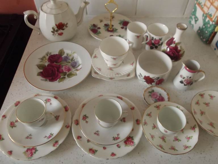 Pink Rose Cups Saucers Plate Tea Pot Vintage LOT