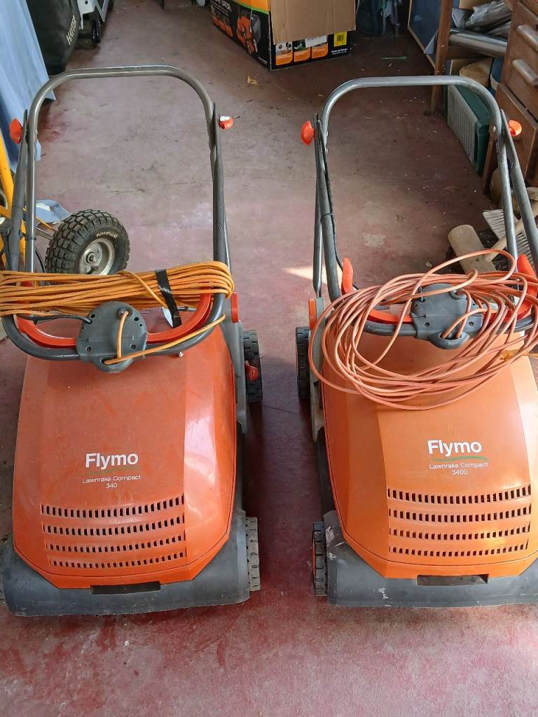 2 Flymo lawnrakers for parts/spares only