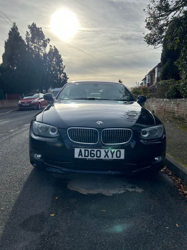 BMW 325i, 3 SERIES, Hardtop Convertible, 2010, Semi-Auto, 2996 (cc), Petrol