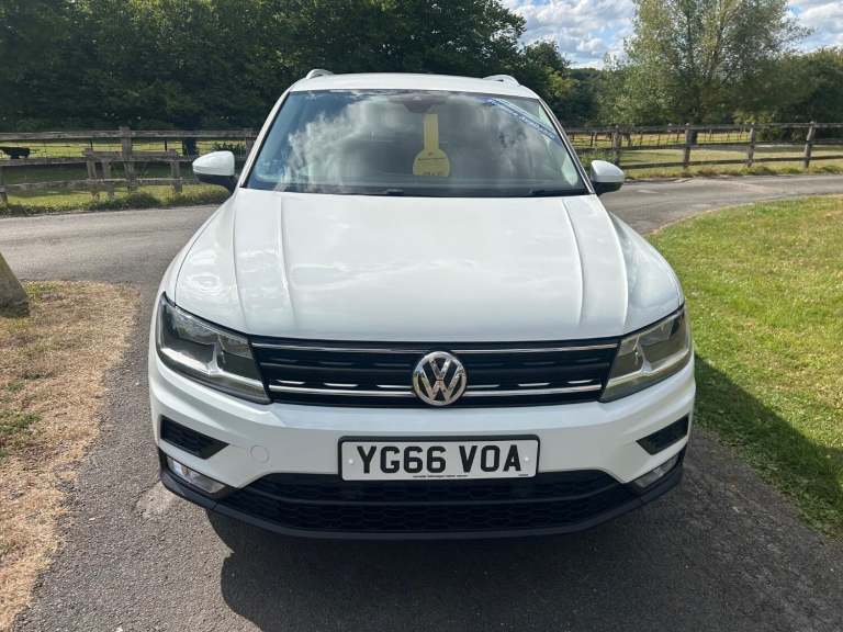 VOLKSWAGEN TIGUAN 2.0 TDI BlueMotion Tech SE Navigation 2016