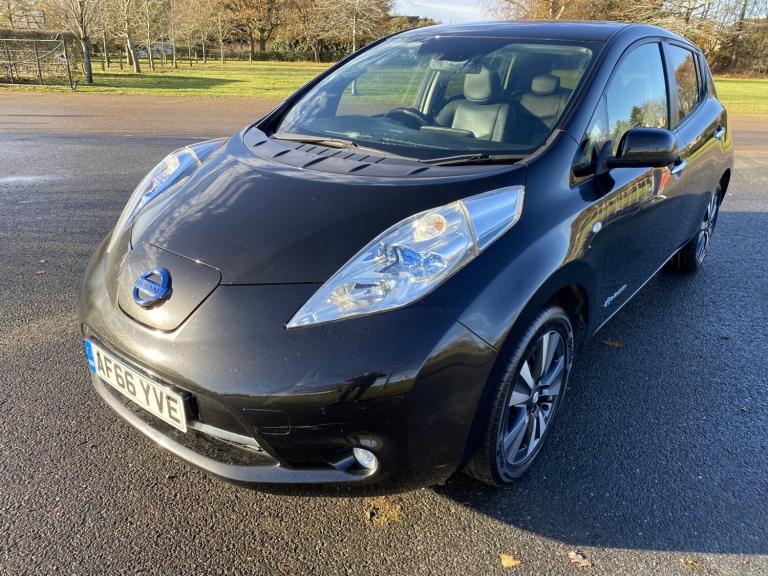 NISSAN LEAF 30kWh Tekna 2016