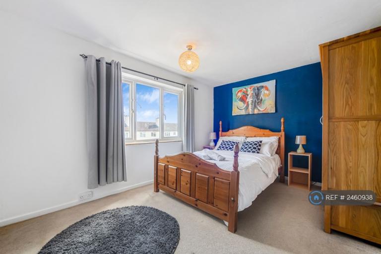 3 bedroom flat in Girdlestone Road, Oxford, OX3 (3 bed) (#2460938)