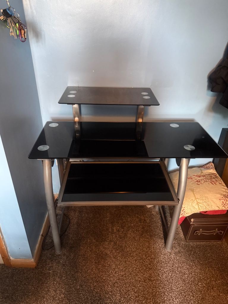 Black and silver computer desk