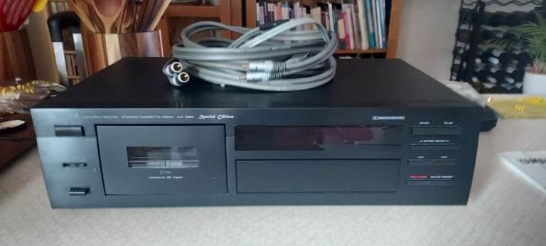 Yamaha KX-580 Cassette Deck – Black, Good Condition