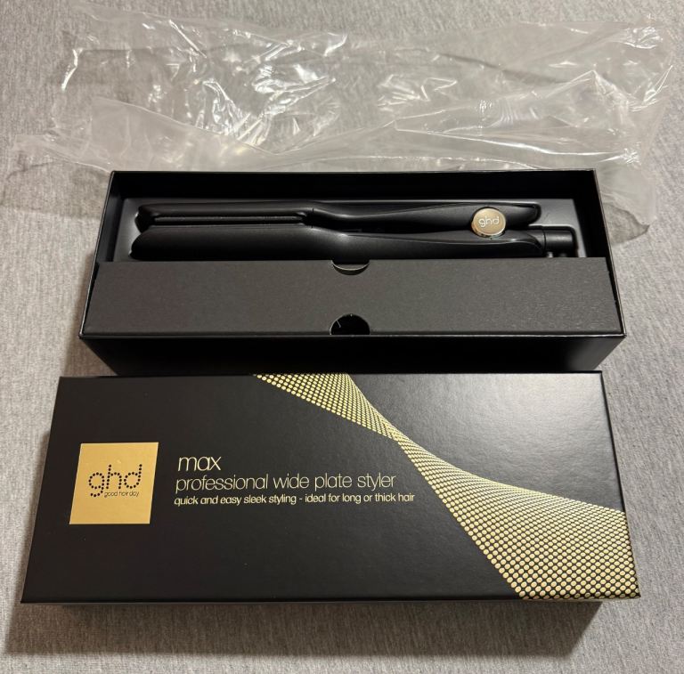 New GHD Max Professional Wide Plate Hair Straightener – Black 