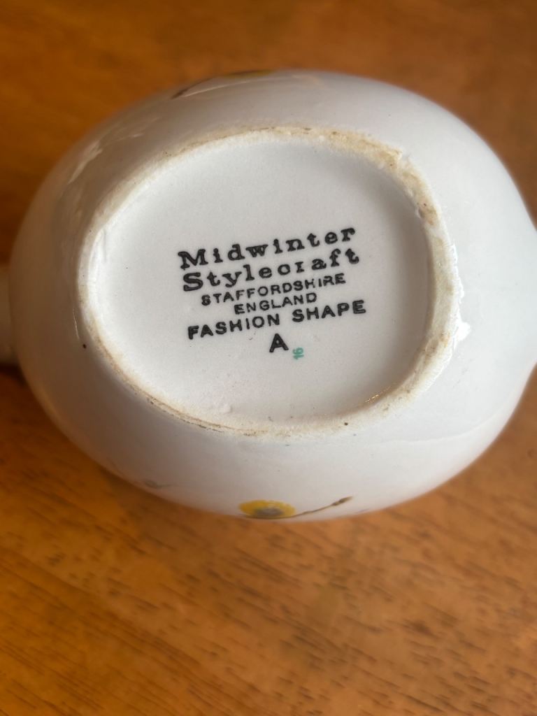 Midwinter Stylecraft Fashion Shape Gravy Boat – White, Good Condition