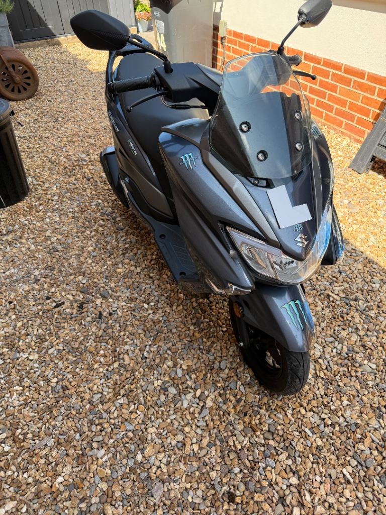 Suzuki, BURGMAN, 2023, 124 (cc)