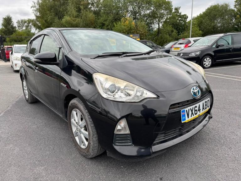 2014 Toyota Aqua 1490 cc Hybrid