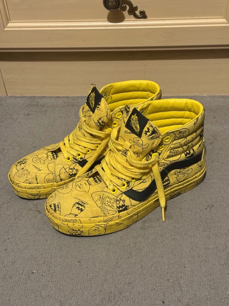 Vans Sk8-Hi Peanuts Snoopy Trainers – Yellow, Good Condition