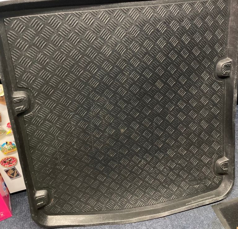 Audi A5 moulded boot liner with carpet insert