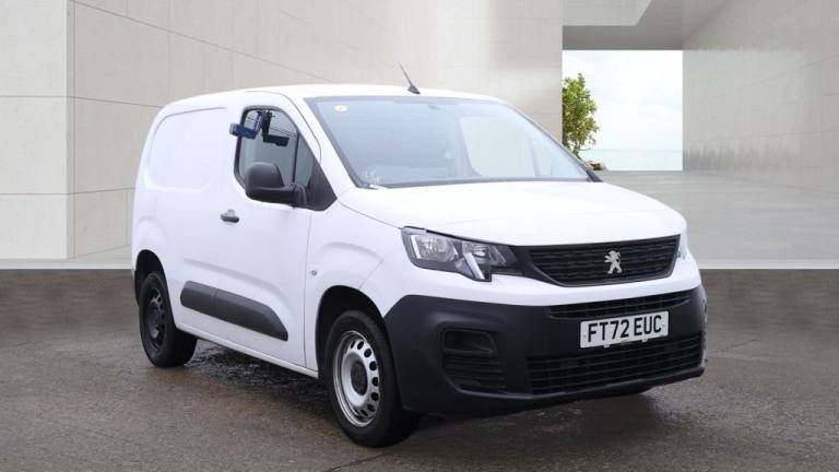 2023 Peugeot Partner 1000 1.5 BlueHDi 100 Professional Premium + Van PANEL VAN DIESEL Manual