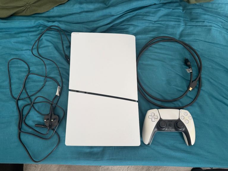 PS5 Console – Excellent Condition. Collection only