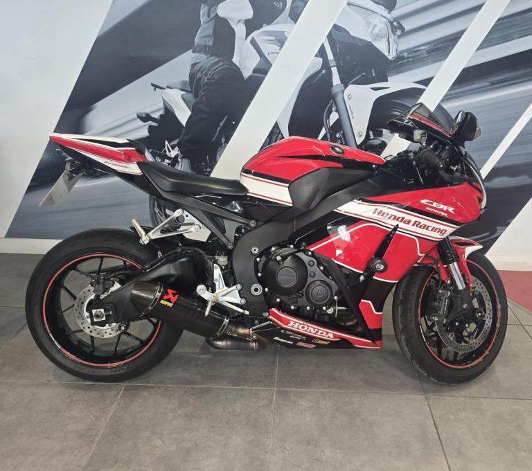 2015 HONDA CBR1000RR