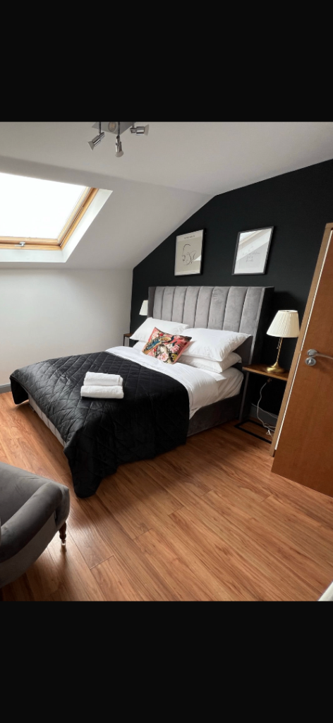 2 bedroom penthouse apartment 